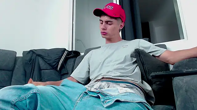 Stiven CL online show from 09-24-25, 04:05