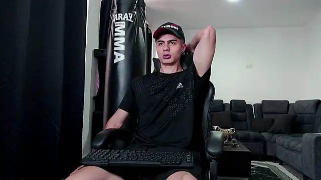 Stiven CL online show from 11-21-25, 09:46