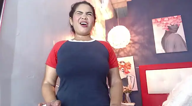 Snapshot of SofiaSexy_ chatting on 01-11-25, 12:12 SofiaSexy  online show from 01-11-25, 12:12