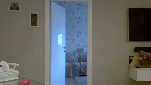 ZarinaSwift online show from 09-28-25, 12:10