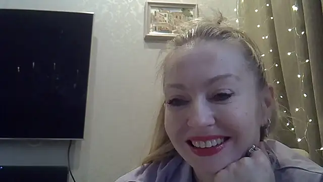 ZarinaSwift online show from 02-15-26, 07:51