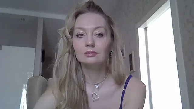 ZarinaSwift online show from 04-04-26, 04:33