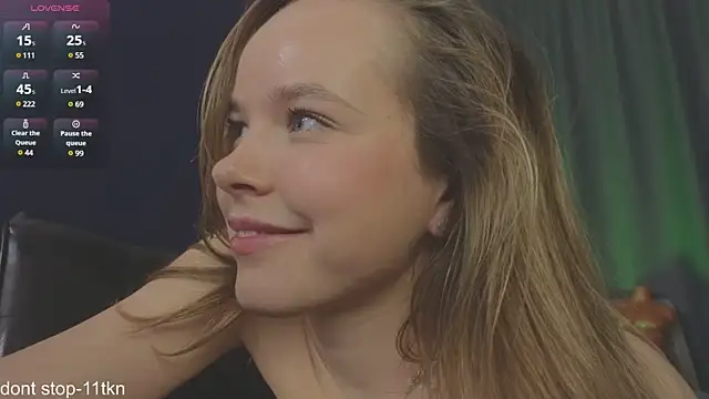 Snapshot of milly_shy chatting on 12-10-24, 10:38 milly shy online show from 12-10-24, 10:38