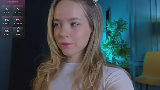 Snapshot of milly_shy chatting on 01-30-25, 06:46 milly shy online show from 01-30-25, 06:46