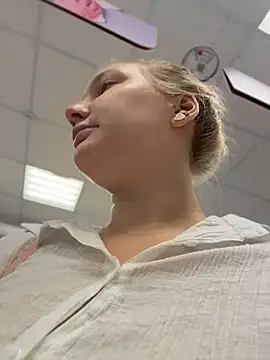 AmmyHot online show from 06-15-26, 03:31