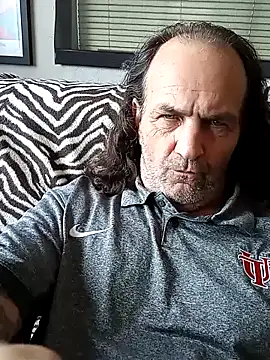 Hotbodyscottie online show from 12-29-24, 04:08