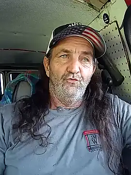 Hotbodyscottie online show from 12-30-24, 08:47