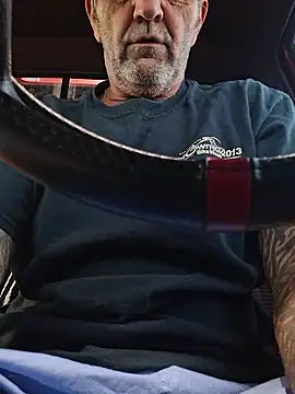 Hotbodyscottie online show from 01-11-26, 12:21