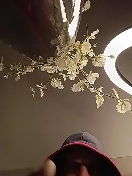 Hotbodyscottie online show from 01-14-26, 10:32