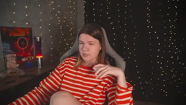 cuteamberlyyy online show from 11-08-25, 05:07