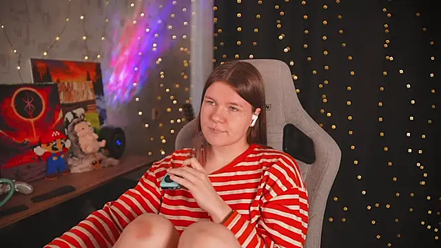 cuteamberlyyy online show from 05-16-26, 05:04