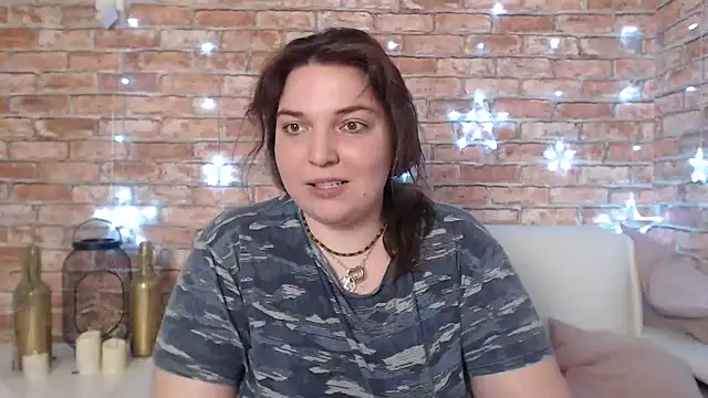 Snapshot of Amelia_Kiss_ chatting on 01-04-25, 06:52 Amelia Kiss online show from 01-04-25, 06:52