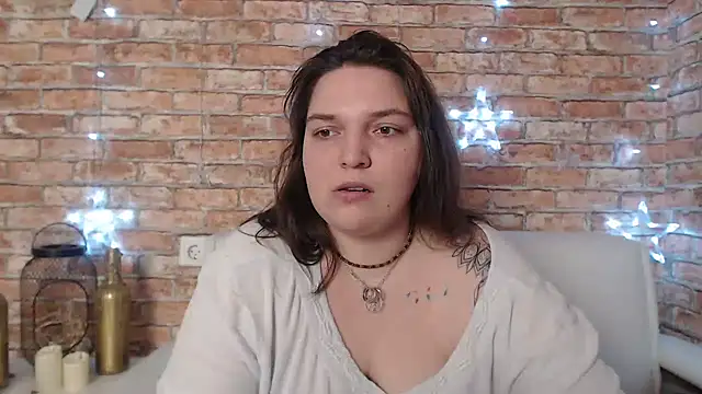 Snapshot of Amelia_Kiss_ chatting on 01-18-25, 06:56 Amelia Kiss online show from 01-18-25, 06:56