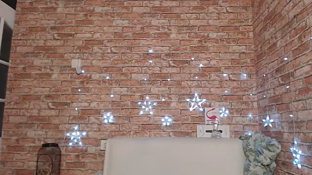 Snapshot of Amelia_Kiss_ chatting on 09-12-25, 12:33 Amelia Kiss online show from 09-12-25, 12:33