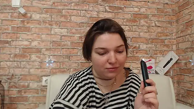 Snapshot of Amelia_Kiss_ chatting on 03-28-26, 01:16 Amelia Kiss online show from 03-28-26, 01:16