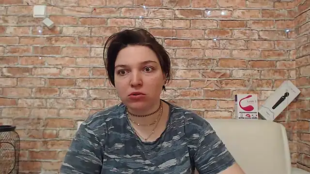 Snapshot of Amelia_Kiss_ chatting on 04-02-26, 01:14 Amelia Kiss online show from 04-02-26, 01:14