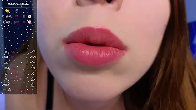 Snapshot of MilenaBrukz chatting on 02-05-25, 09:07 MilenaBrukz online show from 02-05-25, 09:07