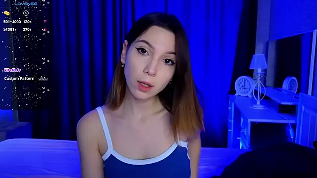 Snapshot of MilenaBrukz chatting on 02-13-25, 07:21 MilenaBrukz online show from 02-13-25, 07:21