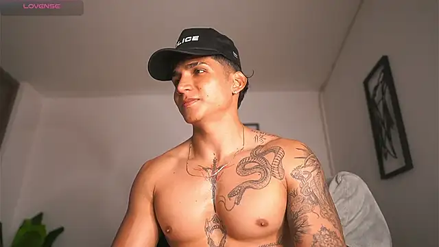 muscle boyhorny online show from 01-15-25, 07:05