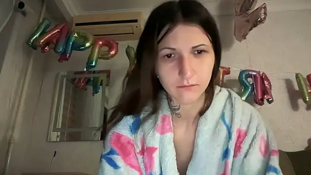 Snapshot of daddyandmyprincess chatting on 10-05-25, 07:56 daddyandmyprincess online show from 10-05-25, 07:56