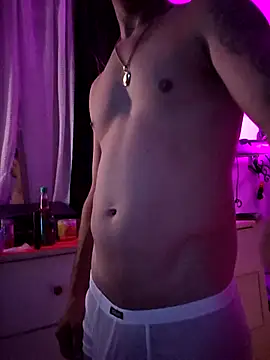 Twin2222 online show from 09-10-25, 02:44