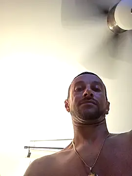 Twin2222 online show from 10-21-25, 04:24