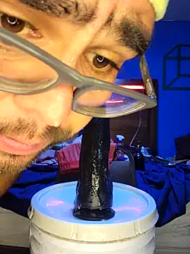 Ricorryxh online show from 10-16-25, 06:14