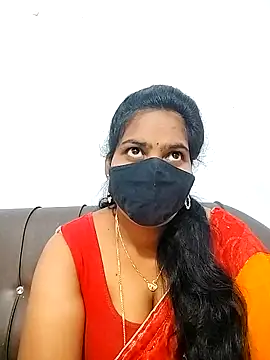 Snapshot of melina214 chatting on 02-20-26, 04:20 melina214 online show from 02-20-26, 04:20