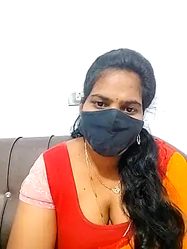 Snapshot of melina214 chatting on 02-20-26, 06:59 melina214 online show from 02-20-26, 06:59