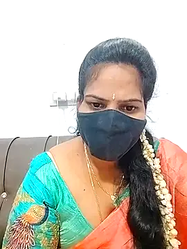 Snapshot of melina214 chatting on 03-03-26, 04:29 melina214 online show from 03-03-26, 04:29