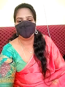 Snapshot of melina214 chatting on 03-08-26, 05:44 melina214 online show from 03-08-26, 05:44