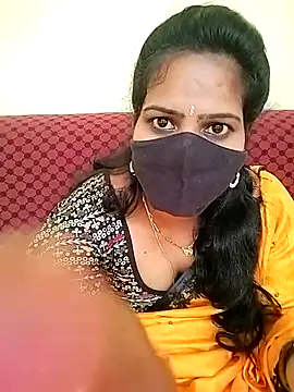 Snapshot of melina214 chatting on 03-10-26, 05:01 melina214 online show from 03-10-26, 05:01