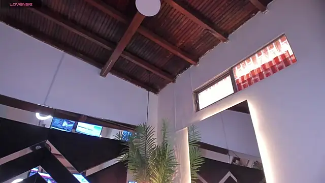 emily-fox online show from 02-15-25, 05:28