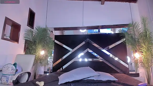 emily-fox online show from 02-20-25, 03:08