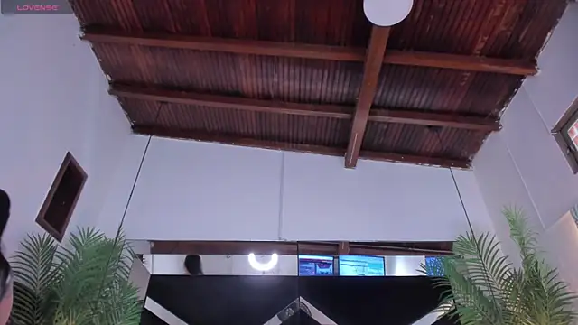 emily-fox online show from 02-25-25, 02:22