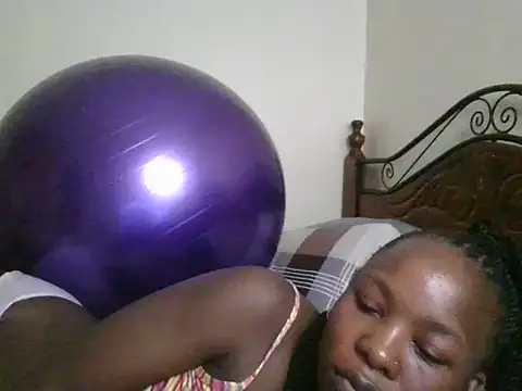 Sonnia  online show from 02-14-25, 05:41