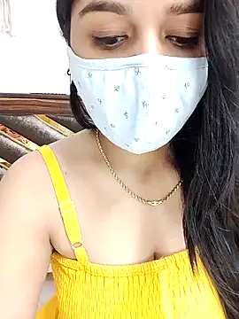 Snapshot of Gloie4u chatting on 01-11-25, 04:57 Gloie4u online show from 01-11-25, 04:57