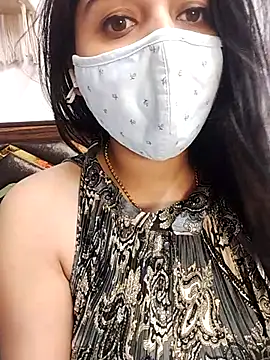 Snapshot of Gloie4u chatting on 03-21-25, 05:34 Gloie4u online show from 03-21-25, 05:34