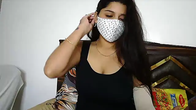 Snapshot of Gloie4u chatting on 10-11-25, 09:41 Gloie4u online show from 10-11-25, 09:41