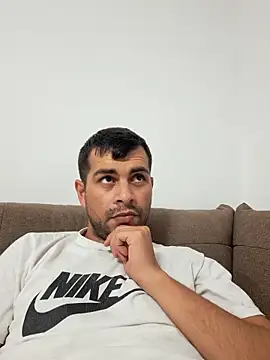 hornny1995 online show from 09-27-25, 04:56