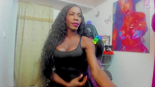 Snapshot of Richchocolatesweet_ chatting on 12-12-24, 02:15 Richchocolatesweet online show from 12-12-24, 02:15