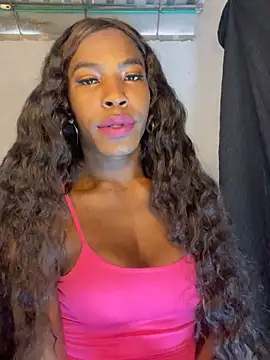 Snapshot of Richchocolatesweet_ chatting on 01-24-25, 03:24 Richchocolatesweet online show from 01-24-25, 03:24