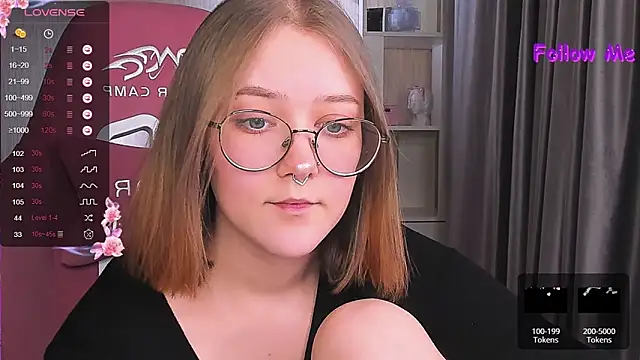 Snapshot of bunny_bubble chatting on 12-10-24, 12:50 bunny bubble online show from 12-10-24, 12:50