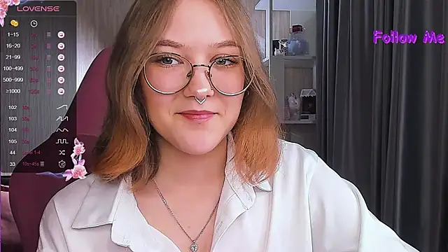 Snapshot of bunny_bubble chatting on 01-18-25, 10:06 bunny bubble online show from 01-18-25, 10:06