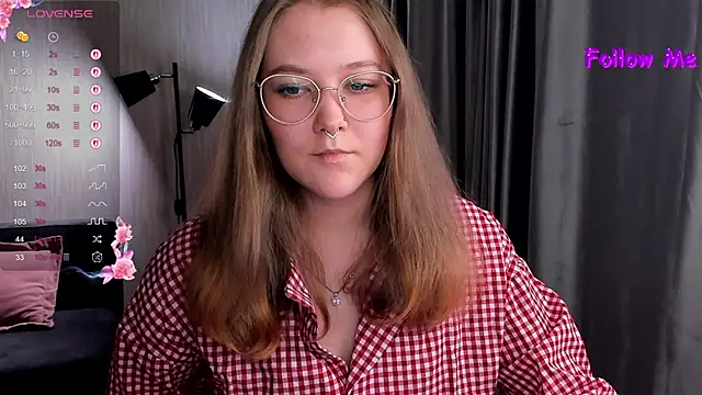 Snapshot of bunny_bubble chatting on 10-04-25, 10:30 bunny bubble online show from 10-04-25, 10:30