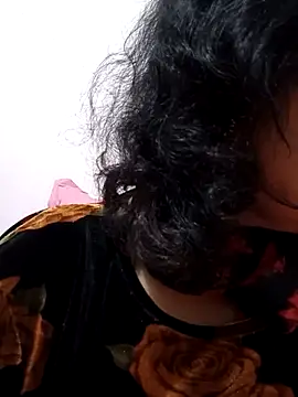 Hotestlove online show from 03-06-25, 02:18