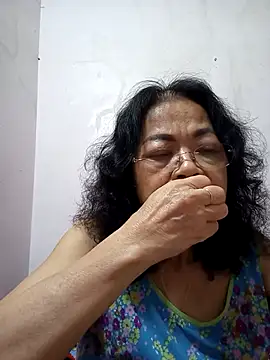 Hotestlove online show from 03-10-25, 07:42