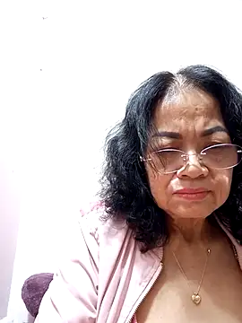 Hotestlove online show from 03-11-25, 01:45