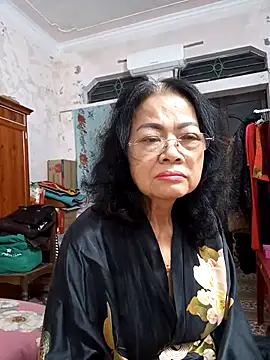 Hotestlove online show from 03-17-25, 12:14