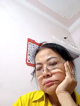 Hotestlove online show from 09-30-25, 02:27